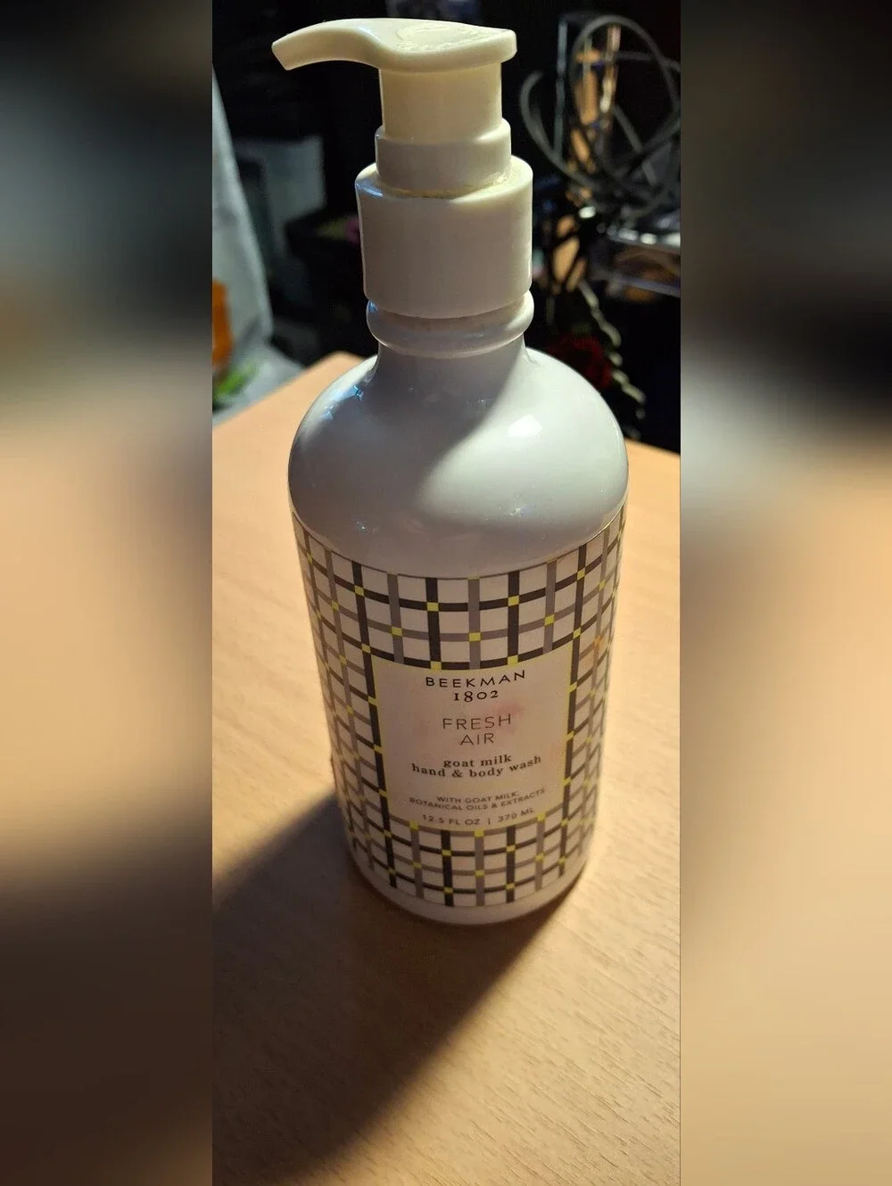 Beekam 1802 Fresh Air Goat Milk Hand & Body Wash 12.5 Fl Oz New